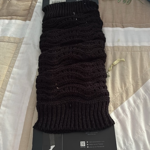 Black Knit Leg Warmers - Picture 5 of 6
